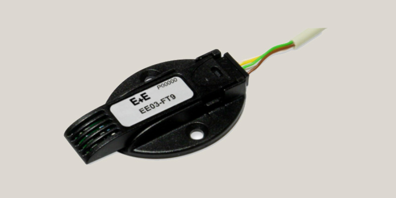 EE03