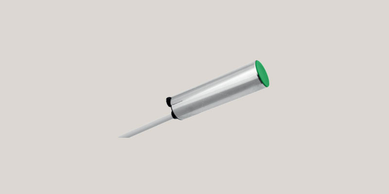 Sensori capacitivi metallici lisci